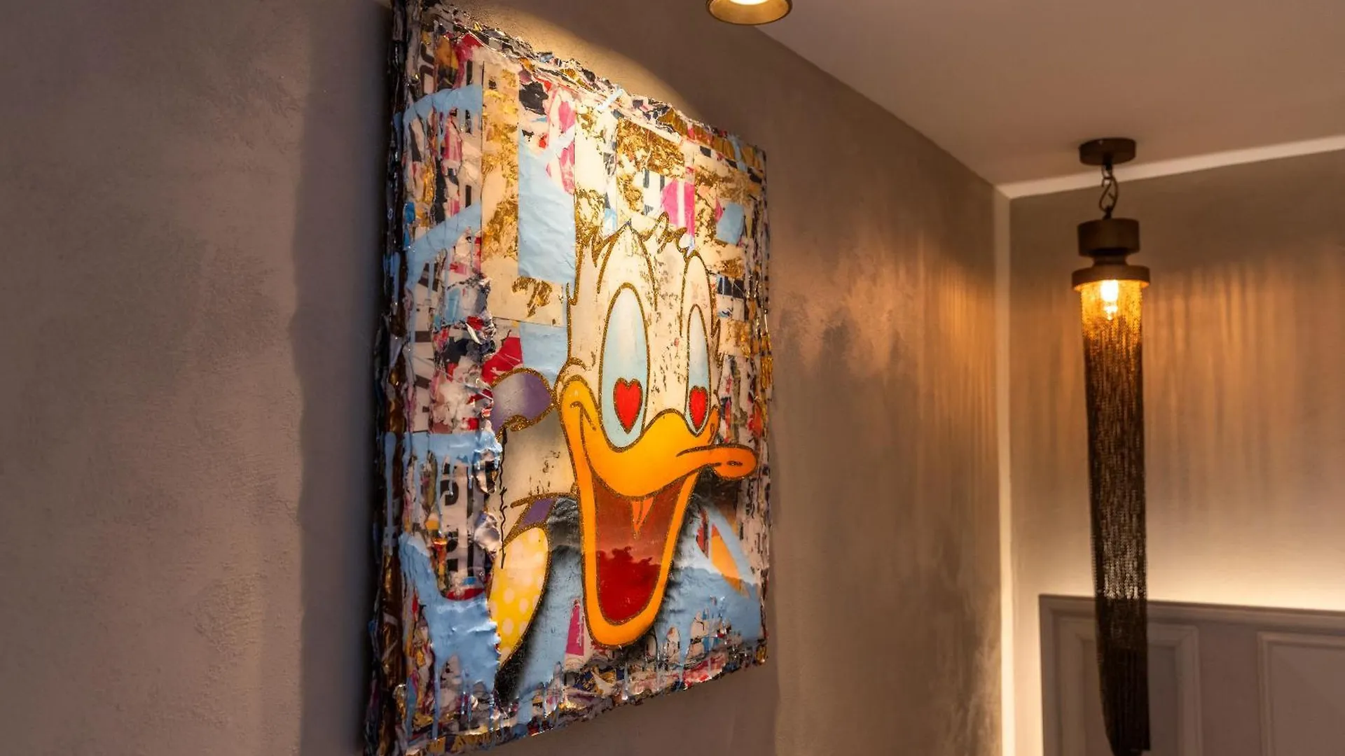 Mister Highland Hotel Amsterdam 4*,